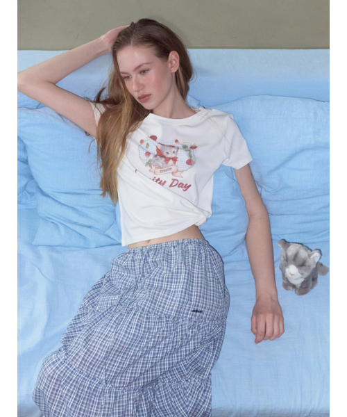 ETMON（エトモン）の「Check frill Tiered Skirt, Navy（スカート・レディース・その他・F）」の2枚目の写真