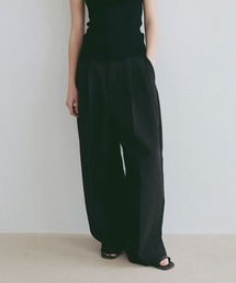 ETRE TOKYO（エトレトウキョウ）の「ダブルクロスハイウエストタックパンツ（その他パンツ）」