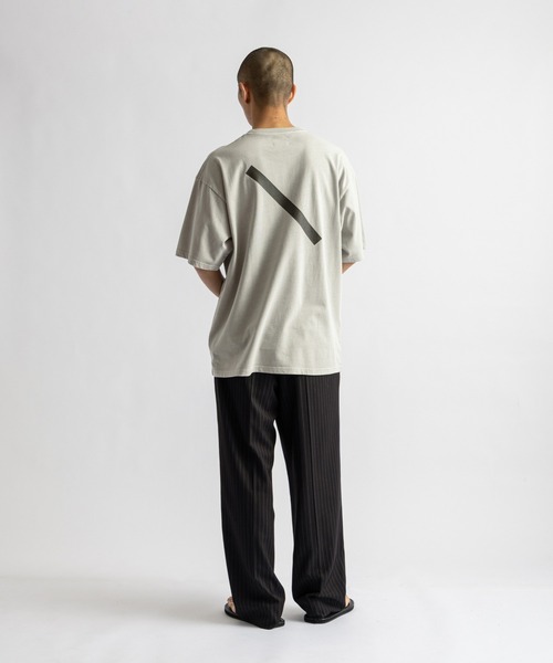 Saturdays NYC(サタデーズ ニューヨークシティ )の「Slash Pigment Relax SS Tee(Tシャツ/カットソー・メンズ・ネイビー/キナリ/チャコールグレー・XL/S/M/L)」の22枚目の写真