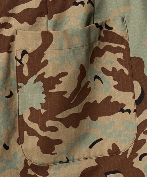 6(ロク)の「【別注】<NOMARHYTHM TEXTILE for 6>CAMO FLOWER SHORTS/ハーフパンツ(その他パンツ・レディース・ベージュ・1/3)」の3枚目の写真