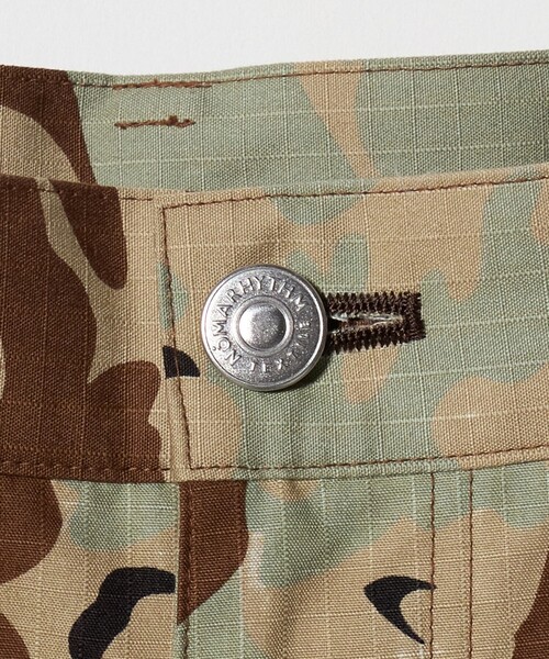 6(ロク)の「【別注】<NOMARHYTHM TEXTILE for 6>CAMO FLOWER SHORTS/ハーフパンツ(その他パンツ・レディース・ベージュ・1/3)」の6枚目の写真