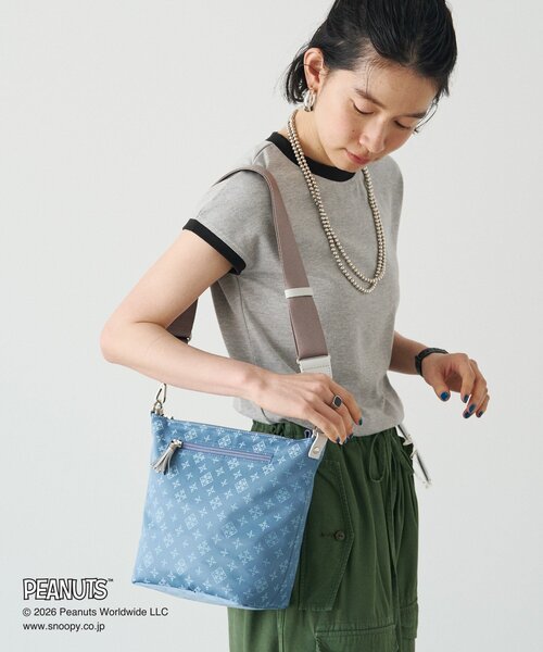 russet(ラシット)の「《PEANUTS×russet》リバーシブルショルダーバッグ(ボストンバッグ・レディース・その他/インディゴブルー/ブルー系その他・FREE)」の5枚目の写真