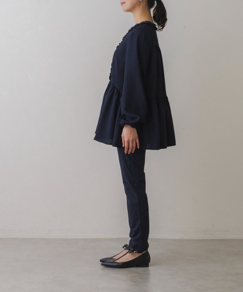 Sono(ソーノ)の「【SONO/ソーノ】【SONO NAVY/ソーノネイビー】フリルトリミング オープンブラウス(シャツ/ブラウス・レディース・ホワイト/ネイビー・F)」の4枚目の写真