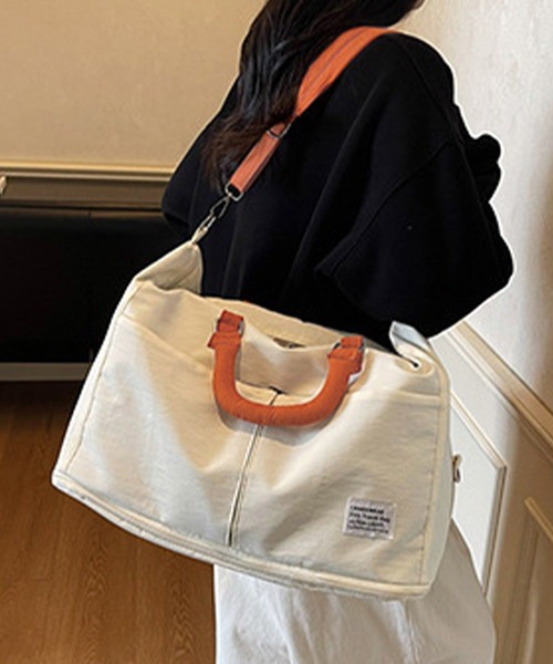DAY CLOSET(デイ クローゼット)の「【撥水加工/2WAY ショルダーorハンドル/ベルト取り外し可/キャリーオン可】変形シルエット。配色ボストンバッグ レディース メンズ(ショルダーバッグ・レディース・グリーン/ブラック/ホワイト/ピンク/ライトグレー・ONE SIZE)」の17枚目の写真
