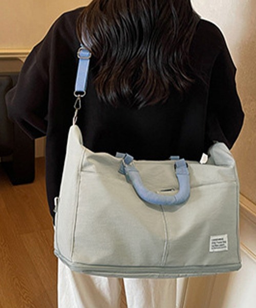 DAY CLOSET(デイ クローゼット)の「【撥水加工/2WAY ショルダーorハンドル/ベルト取り外し可/キャリーオン可】変形シルエット。配色ボストンバッグ レディース メンズ(ショルダーバッグ・レディース・グリーン/ブラック/ホワイト/ピンク/ライトグレー・ONE SIZE)」の22枚目の写真