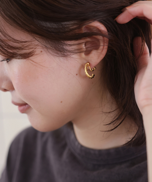LAPUIS/ラピュイ Twist Hoop イヤリング 254-220109（イヤリング
