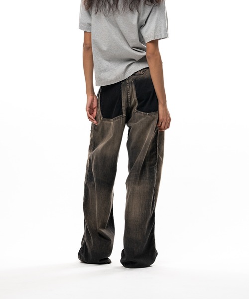 Maison MIHARA YASUHIRO(メゾンミハラヤスヒロ)の「Cut-Out Pocket Denim Pants(デニムパンツ・レディース・ブラック/インディゴブルー・36)」の6枚目の写真