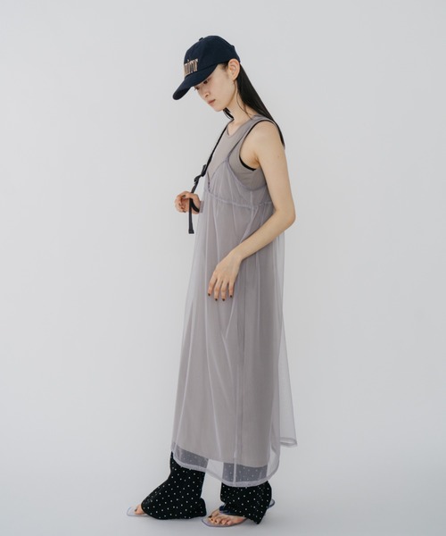 duei(デュイ)の「タンクワンピース×チュールキャミワンピース レイヤードセット(ワンピース・レディース・ブラック/グレー・FREE)」の12枚目の写真