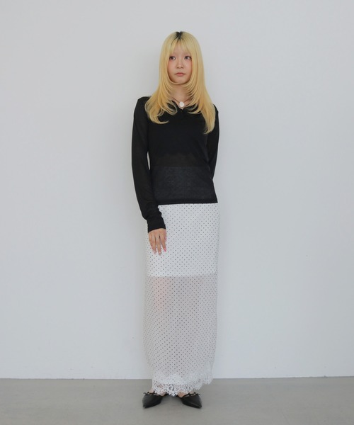 cheriella（シェリエラ）の「【cheriella】ドットレースシアーロングスカート  DOT LACE SHEER LONG SKIRT（スカート・レディース・ブラック/ホワイト・FREE）」の8枚目の写真