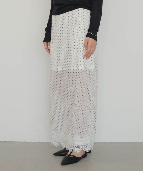 cheriella（シェリエラ）の「【cheriella】ドットレースシアーロングスカート  DOT LACE SHEER LONG SKIRT（スカート・レディース・ブラック/ホワイト・FREE）」の6枚目の写真