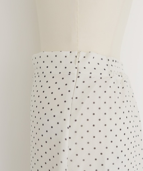cheriella（シェリエラ）の「【cheriella】ドットレースシアーロングスカート  DOT LACE SHEER LONG SKIRT（スカート・レディース・ブラック/ホワイト・FREE）」の3枚目の写真