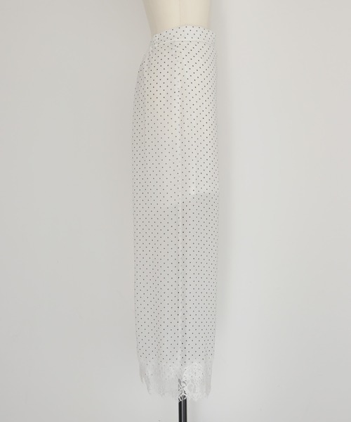 cheriella（シェリエラ）の「【cheriella】ドットレースシアーロングスカート  DOT LACE SHEER LONG SKIRT（スカート・レディース・ブラック/ホワイト・FREE）」の15枚目の写真