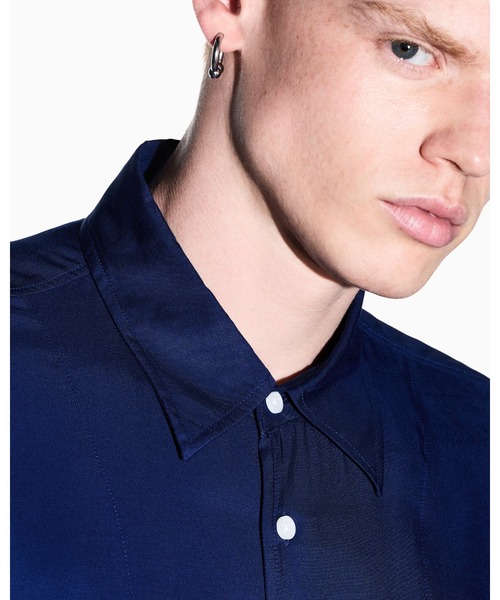 ARMANI EXCHANGE（アルマーニエクスチェンジ）の「【A|X アルマーニ エクスチェンジ】レーヨン コンフォートフィット シャツ/COMFORT（シャツ/ブラウス・メンズ・ブルー・MEDIUM/LARGE/X-SMALL/SMALL）」の4枚目の写真