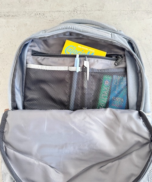 THE NORTH FACE(ザノースフェイス)の「【国内未発売USAモデル】THE NORTH FACE(ザ・ノースフェイス)/大容量 27L収納 A4・15インチ対応 リュック バックパック/Vault(バックパック/リュック・レディース・ブラック・FREE)」の14枚目の写真