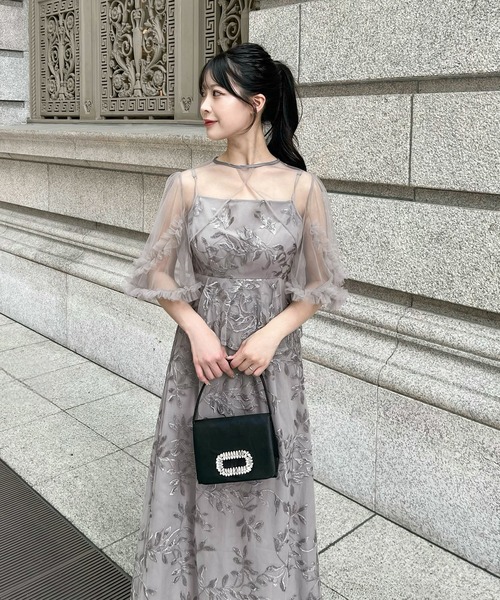 Leja(レジャ)の「【LEJA】リーフシシュウスパンコールペプラムチュールAラインワンピースオケージョンドレス2点セット(ドレス・レディース・グレー/グリーン・SMALL/MEDIUM)」の8枚目の写真