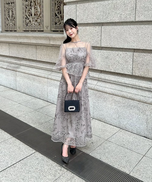 Leja(レジャ)の「【LEJA】リーフシシュウスパンコールペプラムチュールAラインワンピースオケージョンドレス2点セット(ドレス・レディース・グレー/グリーン・SMALL/MEDIUM)」の9枚目の写真
