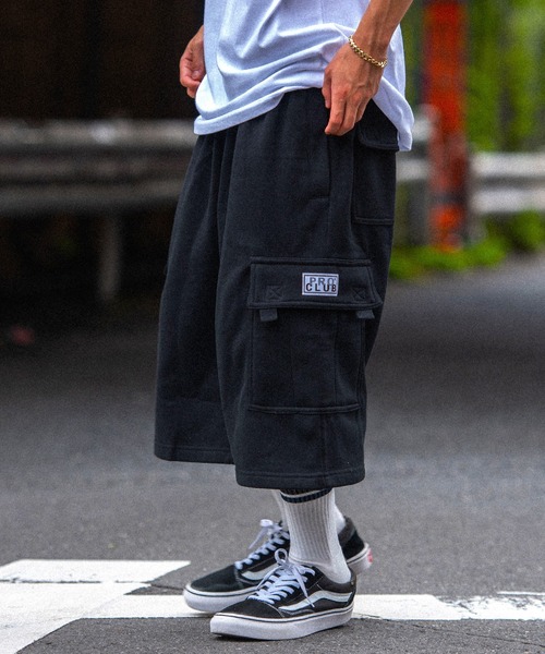 PRO CLUB (プロクラブ)の「PRO CLUB プロクラブ FLEECE CARGO SHORTS フリースカーゴショーツ スウェットパンツ(スウェットパンツ・メンズ・ブラック/ネイビー/グレー・S/M/XL/L)」の1枚目の写真