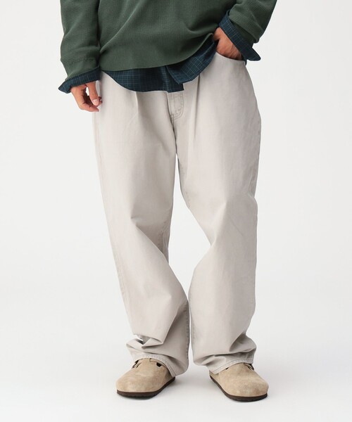 BEAMS(ビームス)の「テーパード ツイルパンツ(その他パンツ・メンズ・ベージュ/ライトグレー/ネイビー・M/XL/S)」の2枚目の写真