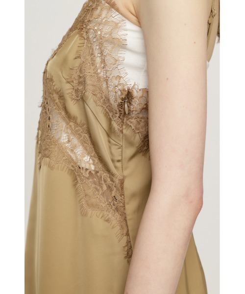 SLY(スライ)の「VINTAGE SATIN CAMI LACE TOPS ヴィンテージサテンキャミレーストップス 秋服 冬服(キャミソール・レディース・ベージュ/ブラック/ネイビー系/カーキ・FREE)」の16枚目の写真