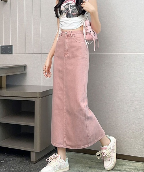 &soiree(アンドソワレ)の「バックスリットポケット付きデニムAラインスカート(スカート・レディース・ピンク・X-LARGE/LARGE/MEDIUM/SMALL/X-SMALL)」の2枚目の写真