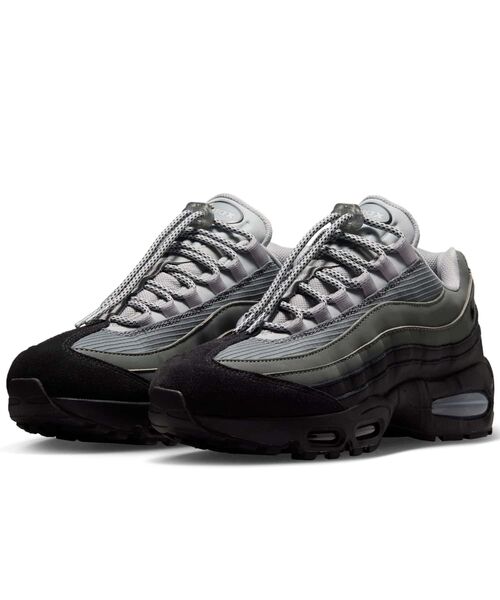 NIKE(ナイキ)の「ナイキ エア マックス 95 ビッグバブル SE ウィメンズシューズ / Nike Air Max 95 Big Bubble SE Women's Shoes IM9637-001 Black(スニーカー・レディース・ブラック・26/22/25.5/25/24.5/24/23.5/23/22.5)」の7枚目の写真