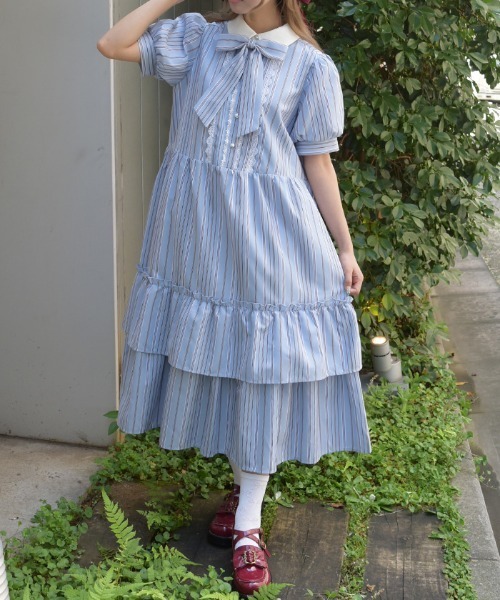 axes femme(アクシーズファム)の「ストライプ柄ティアードワンピース(ワンピース・レディース・ダークブラウン/サックスブルー/ピンク・FREE)」の1枚目の写真