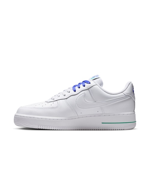 NIKE（ナイキ）の「NIKE/ナイキ WS ｴｱ ﾌｫｰｽ 1 07 SE（スニーカー・レディース・ホワイト×ブルー・24cm/23.5cm/23cm/22.5cm/22cm/25cm/24.5cm）」の2枚目の写真
