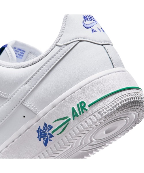 NIKE（ナイキ）の「NIKE/ナイキ WS ｴｱ ﾌｫｰｽ 1 07 SE（スニーカー・レディース・ホワイト×ブルー・24cm/23.5cm/23cm/22.5cm/22cm/25cm/24.5cm）」の8枚目の写真