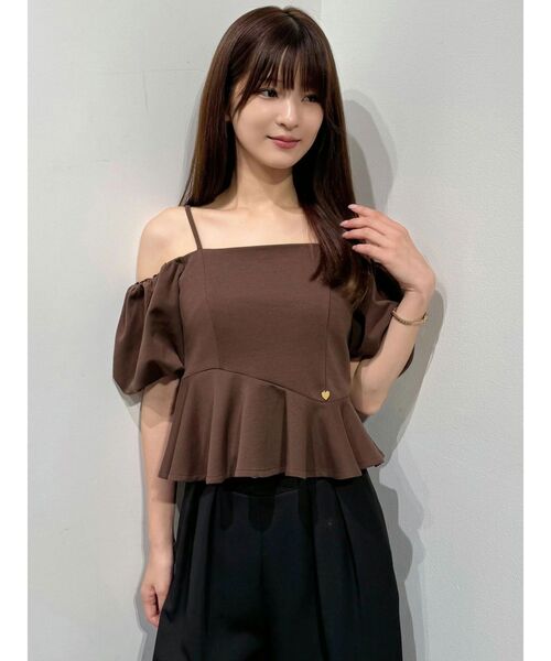 MERCURYDUO(マーキュリーデュオ)の「ポンチペプラムバルーンスリーブトップス(Tシャツ/カットソー・レディース・ブラウン/アイボリー/レッド・FREE)」の8枚目の写真