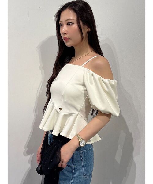 MERCURYDUO(マーキュリーデュオ)の「ポンチペプラムバルーンスリーブトップス(Tシャツ/カットソー・レディース・ブラウン/アイボリー/レッド・FREE)」の10枚目の写真