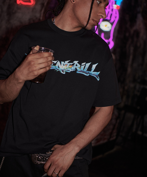 BEENTRILL(ビントリル)の「Y2Kメタリックグラフィックロゴオーバーサイズ半袖Tシャツ(ブラック)(Tシャツ/カットソー・レディース・その他・SMALL/MEDIUM/LARGE/X-LARGE)」の8枚目の写真