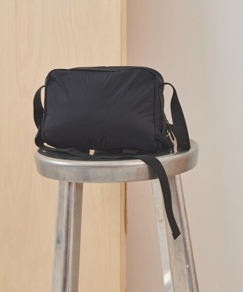 THE NORTH FACE PURPLE LABEL（ザ ノースフェイス パープルレーベル）の「【THE NORTH FACE PURPLE LABEL/ザ・ノース・フェイス パープルレーベル】CORDURA Nylon Shoulder Bag/コーデュラ ナイロン ショルダーバッグ/軽量/通勤/2WAY/肩掛け/斜め掛け（ショルダーバッグ・レディース・グレー/ブラック・FREE）」の4枚目の写真