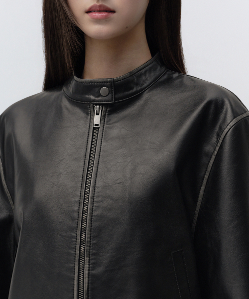 MUSINSA STANDARD WOMAN（ムシンサスタンダードウーマン）の「ウィメンズフェイディッド合成皮革レーサージャケット[ブラック]（ライダースジャケット・レディース・その他・X-SMALL/SMALL/MEDIUM/LARGE）」の4枚目の写真