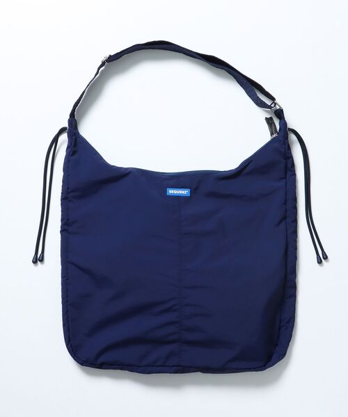 SEQUENZ(シークエンズ)の「【お気に入り30000人突破】/ 大容量 / ギャザーショルダーバッグ /SHOULDER GATHER BAG(ショルダーバッグ・メンズ・その他4/その他3/ネイビー/その他2/その他1/グリーン/レッド/ピンク/ブラック・FREE)」の10枚目の写真