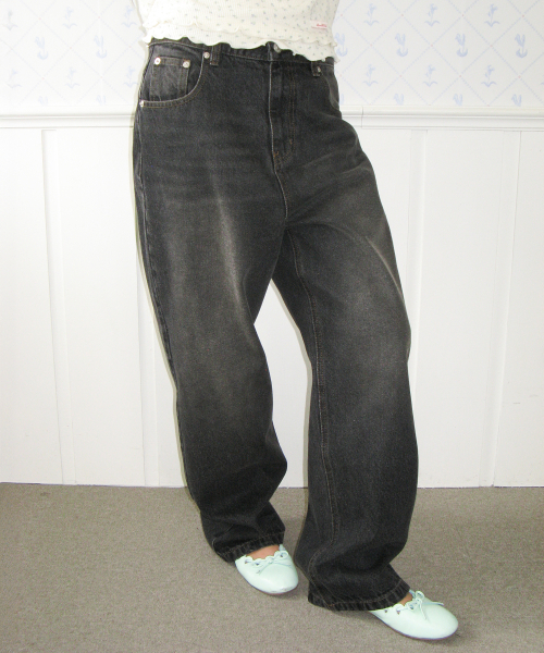 AMESWORLDWIDE(アメスワールドワイド)の「CLASSIC STRAIGHT DENIM PANTS BLACK(デニムパンツ・レディース・その他・SMALL/MEDIUM/LARGE)」の10枚目の写真