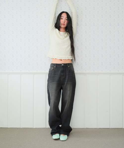 AMESWORLDWIDE(アメスワールドワイド)の「CLASSIC STRAIGHT DENIM PANTS BLACK(デニムパンツ・レディース・その他・SMALL/MEDIUM/LARGE)」の6枚目の写真