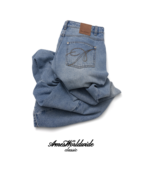 AMESWORLDWIDE(アメスワールドワイド)の「CLASSIC STRAIGHT DENIM PANTS BLACK(デニムパンツ・レディース・その他・SMALL/MEDIUM/LARGE)」の2枚目の写真