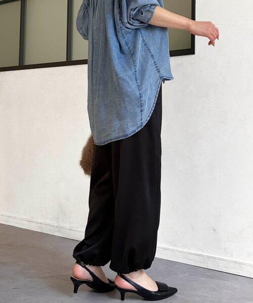 Chez toi（シェトワ）の「サテンパラシュートパンツ（その他パンツ・レディース・グレイッシュベージュ/ブラウン/ブラック・FREE）」の6枚目の写真
