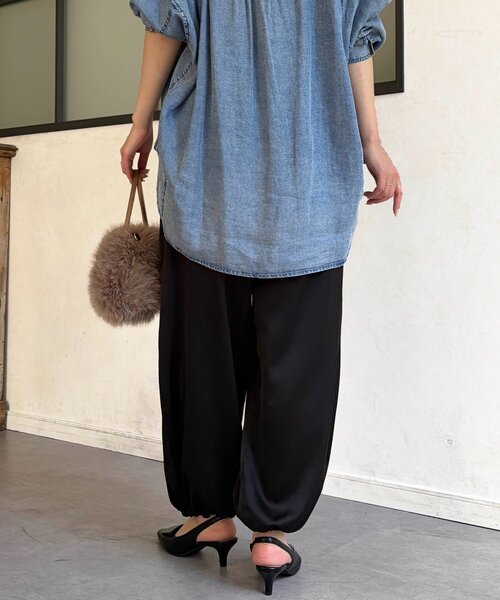 Chez toi（シェトワ）の「サテンパラシュートパンツ（その他パンツ・レディース・グレイッシュベージュ/ブラウン/ブラック・FREE）」の7枚目の写真