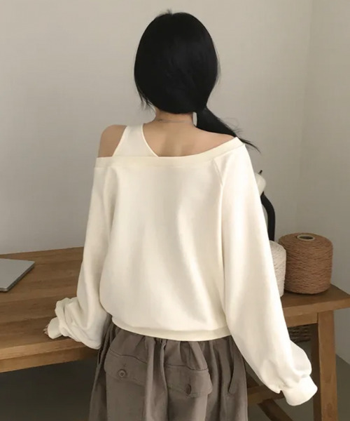 VIVID LADY(ビビッドレディー)の「ワンショルダー ラグラン 長袖スウェット(スウェット・レディース・グレー/クリーム/ブルー・FREE)」の17枚目の写真