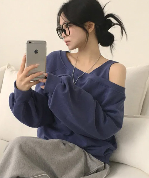 VIVID LADY(ビビッドレディー)の「ワンショルダー ラグラン 長袖スウェット(スウェット・レディース・グレー/クリーム/ブルー・FREE)」の16枚目の写真