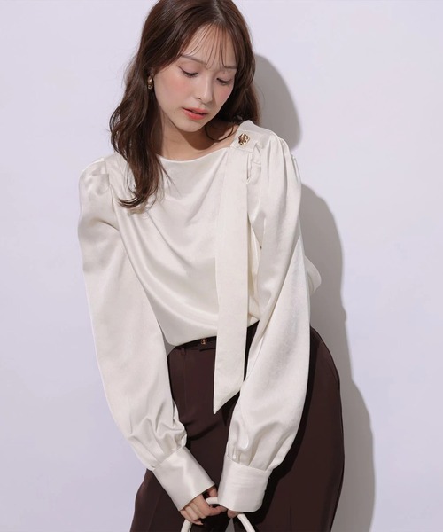 Mystrada(マイストラーダ)の「アシメドレープブラウス(シャツ/ブラウス・レディース・ホワイト/ピンク系その他5・38/36)」の2枚目の写真