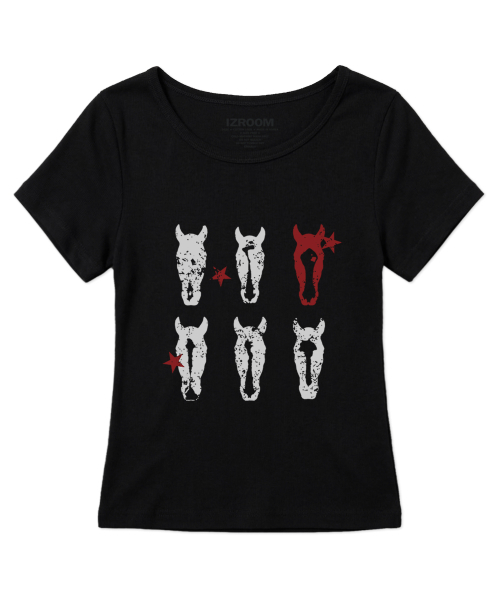IZROOM(イズルーム)の「レッドホース スリムフィット 半袖Tシャツ (ブラック)(Tシャツ/カットソー・レディース・その他・FREE)」の1枚目の写真