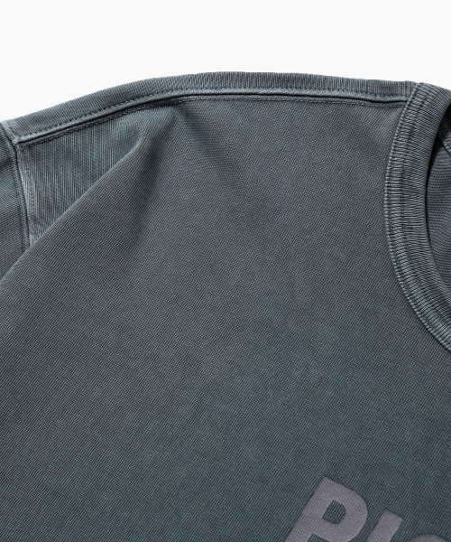MOIF（モイフ）の「[AW26] ガーメントダイ L/S Tシャツ / ダイドブルー（Tシャツ/カットソー・メンズ・その他・3(L)/1(S)/2(M)）」の4枚目の写真