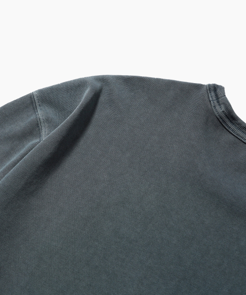 MOIF（モイフ）の「[AW26] ガーメントダイ L/S Tシャツ / ダイドブルー（Tシャツ/カットソー・メンズ・その他・3(L)/1(S)/2(M)）」の9枚目の写真