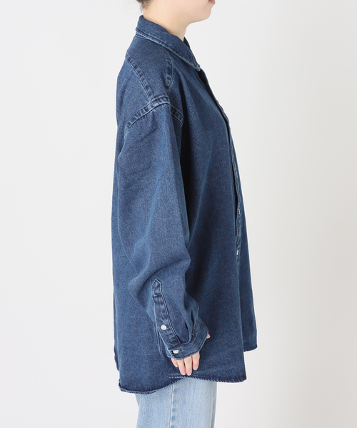 IENA(イエナ)の「J.J.Mercer/ジェイジェイマーサー 別注 刺繍デニムシャツ(シャツ/ブラウス・レディース・ネイビー・FREE)」の16枚目の写真