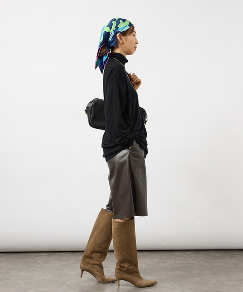 VERMEIL par iena(ヴェルメイユパーイエナ)の「INSCRIRE アンスクリア Wool Fraise Turtle Neck(Tシャツ/カットソー・レディース・グレー/ブラック・SMALL)」の4枚目の写真