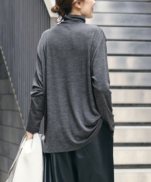 VERMEIL par iena(ヴェルメイユパーイエナ)の「INSCRIRE アンスクリア Wool Fraise Turtle Neck(Tシャツ/カットソー・レディース・グレー/ブラック・SMALL)」の17枚目の写真