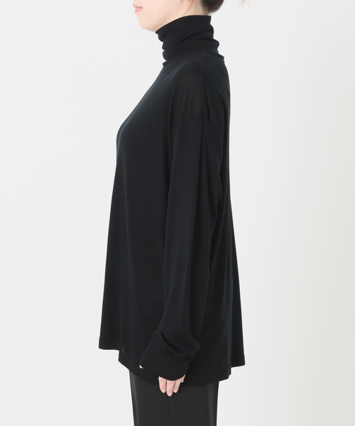 VERMEIL par iena(ヴェルメイユパーイエナ)の「INSCRIRE アンスクリア Wool Fraise Turtle Neck(Tシャツ/カットソー・レディース・グレー/ブラック・SMALL)」の19枚目の写真