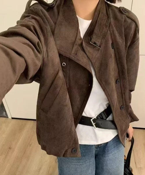 FLINEA(フリネア)の「ポケット付きダブルブレストフェイクスエード ジャケット(ブルゾン・レディース・ダークブラウン/ブラウン・M/L/XL)」の3枚目の写真